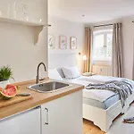 Gut Hohenstein - Meiereiappartment Daire Barkelsby